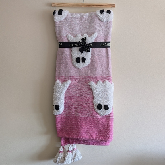 ❌SOLD❌Viral 🎥 Rachel Zoe Raised Fluffy Ghost Throw Blanket, Heathered Pink 🩷 - Picture 2 of 9